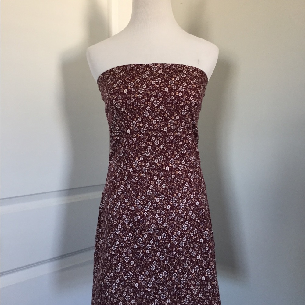 4/$20🛍 Gorgeous floral strapless dress - Picture 3 of 8